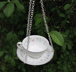 Click For Larger Image TeacupFeeder.gif